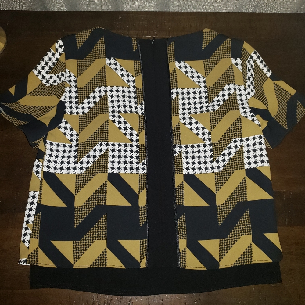 Topshop Geometric Pattern Top - Picture 4 of 6